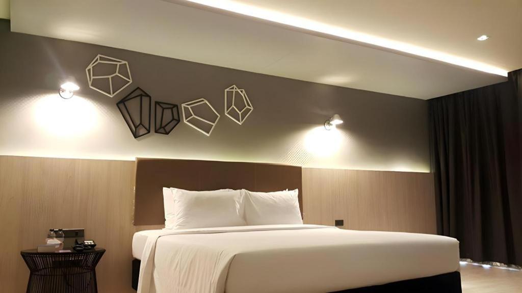 The Heritage Silom Hotel Bangkok Zewnętrze zdjęcie