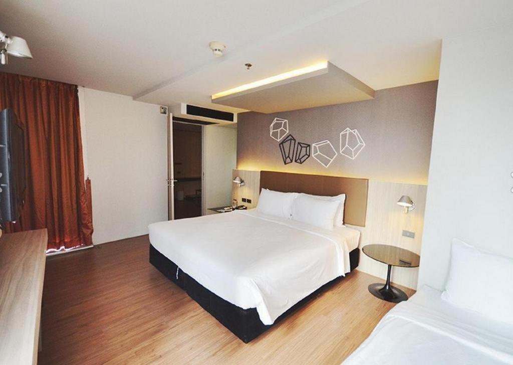 The Heritage Silom Hotel Bangkok Zewnętrze zdjęcie