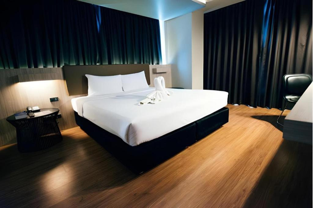 The Heritage Silom Hotel Bangkok Zewnętrze zdjęcie