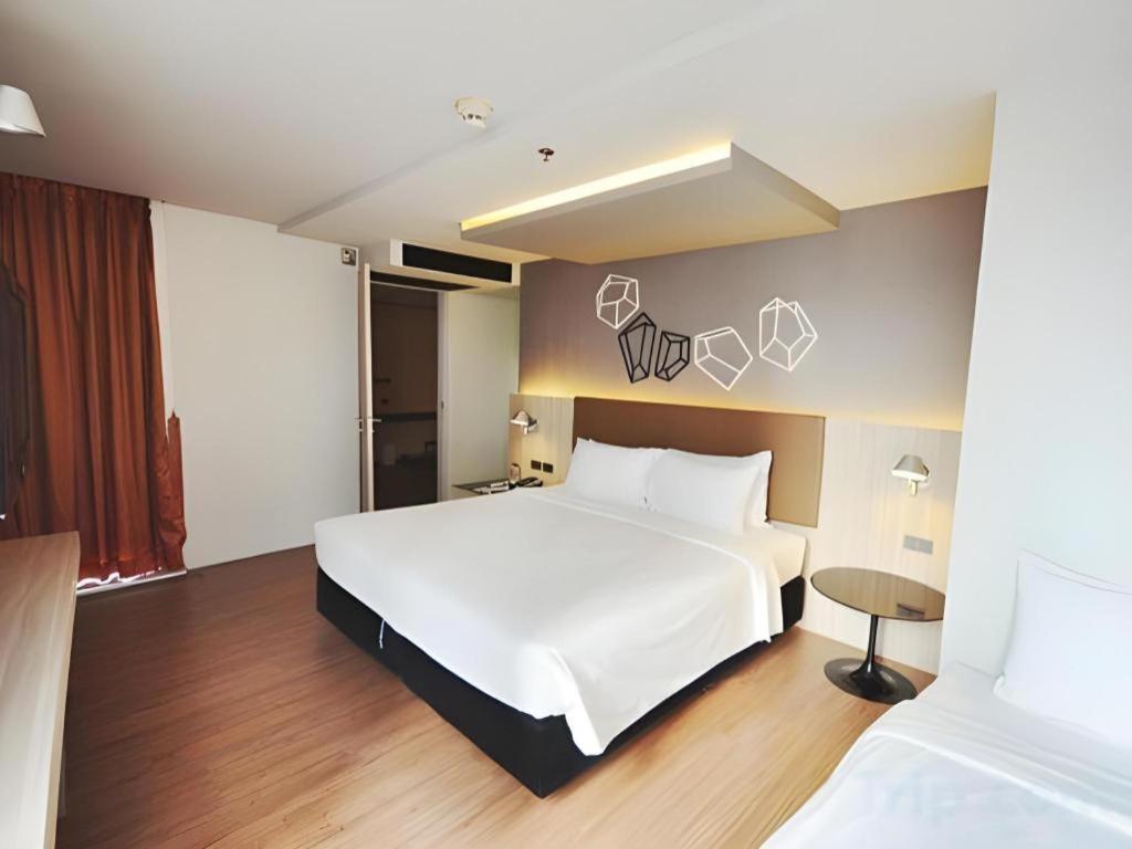 The Heritage Silom Hotel Bangkok Zewnętrze zdjęcie